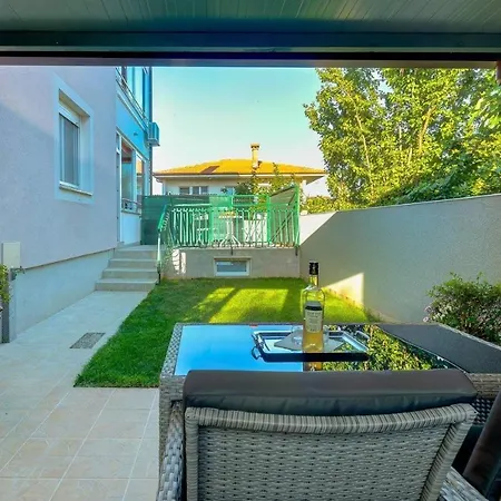 Petra Apartman